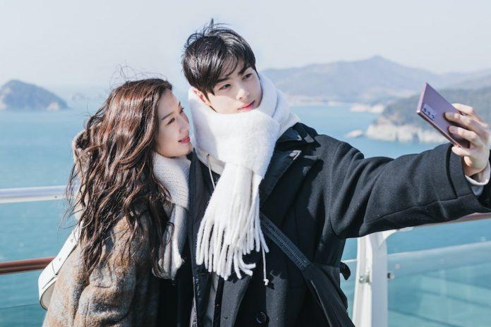 Cặp đôi nam nữ chính trong phim Vẻ Đẹp Đích Thực. (Nguồn: Internet)