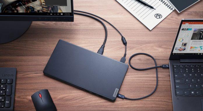 Đế cắm eGPU kết nối với laptop (Ảnh: Internet).