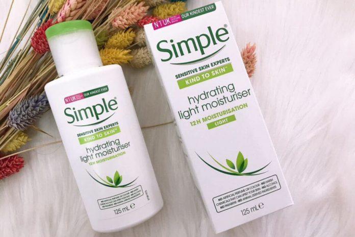 Simple Kind To Skin Hydrating Light Moisturiserlà dòng kem dưỡng ẩm bán chạy nhà Simple. (nguồn: internet)