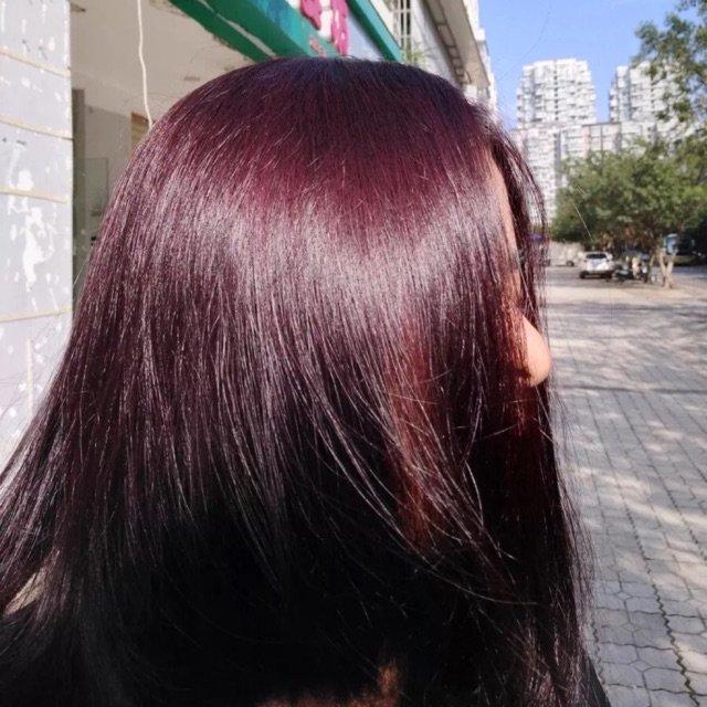 Màu tóc phúc bồn tử lên màu trực tiếp từ nền đen (Nguồn: Internet).
