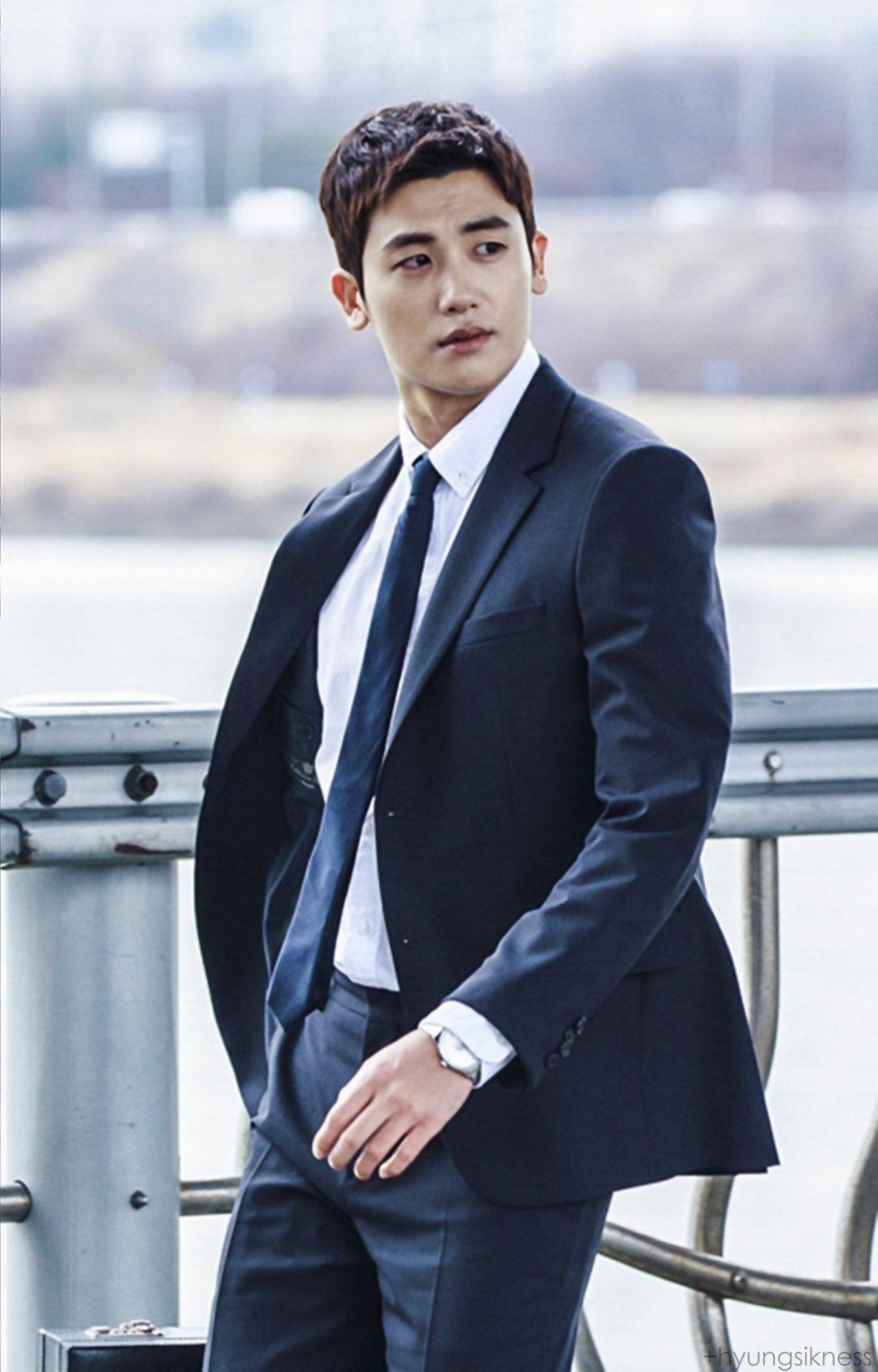 Park Hyung Sik trong phim "Suits" (Nguồn: Internet)
