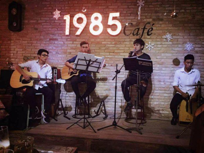 Ban nhạc Acoustic (Nguồn: Internet).