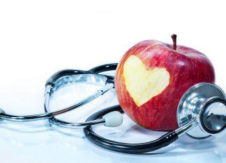 Ăn táo giúp bảo vệ tim mạch (Ảnh: Internet).
