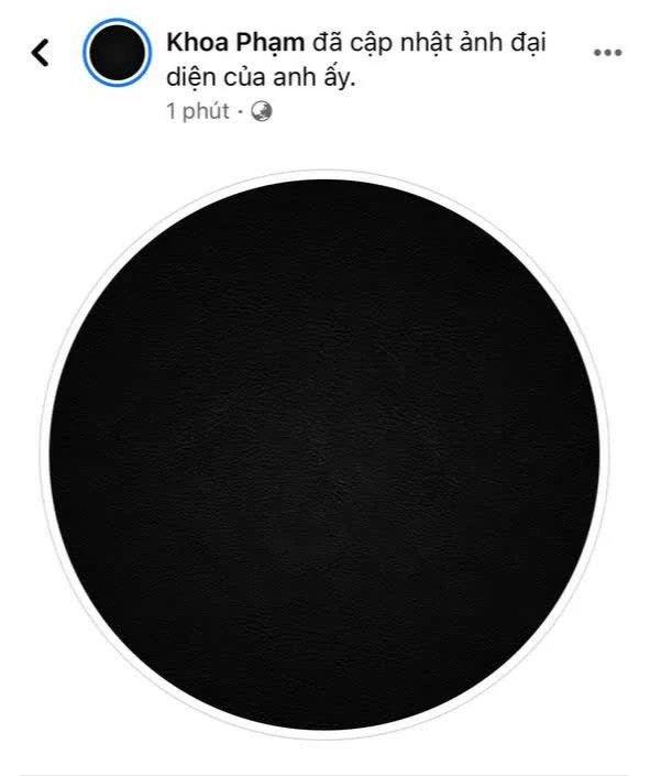 Nam rapper Karik để avatar đen khi gia đình có người thân qua đời. (Ảnh: Internet)