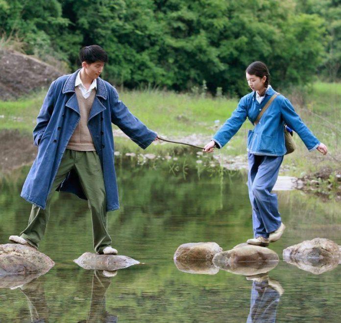 Ảnh hậu Châu Đông Vũ và nam diễn viên Đậu Kiêu với chuyện tình nhiều bi thương trong Chuyện tình cây táo gai ( Nguồn : Internet )