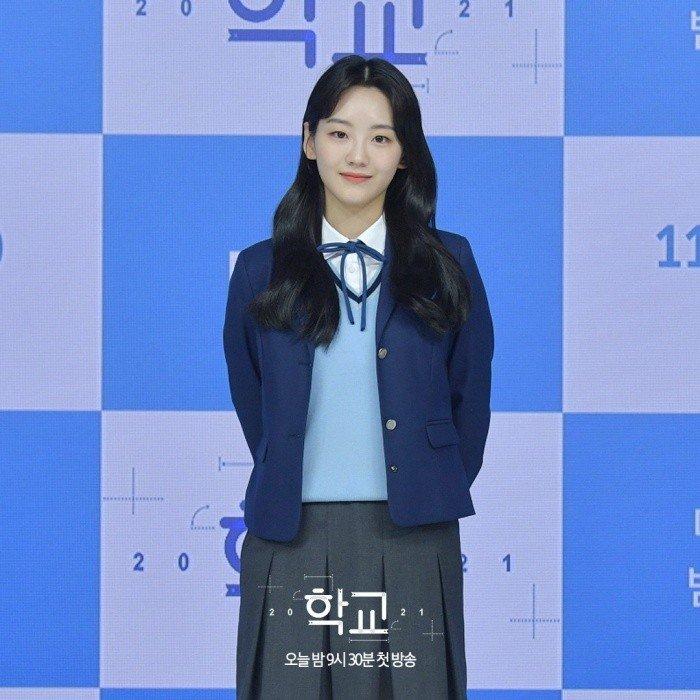 Vai nữ chính Jin Ji Won trong "School 2021" chính là vai chính đầu tiên sau 5 năm trong nghề của Yi Hyun (Nguồn: Internet)