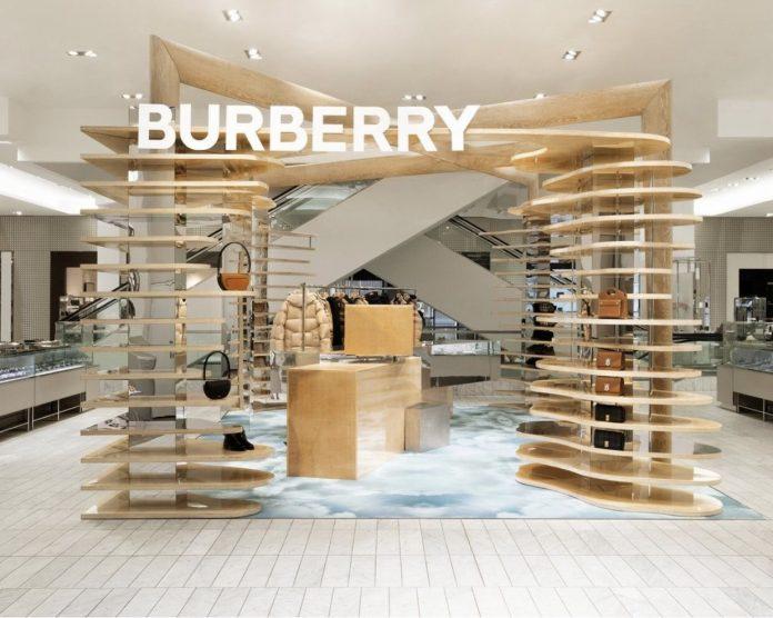 Pop-up của Burberry tại California (Nguồn: @Burberry)