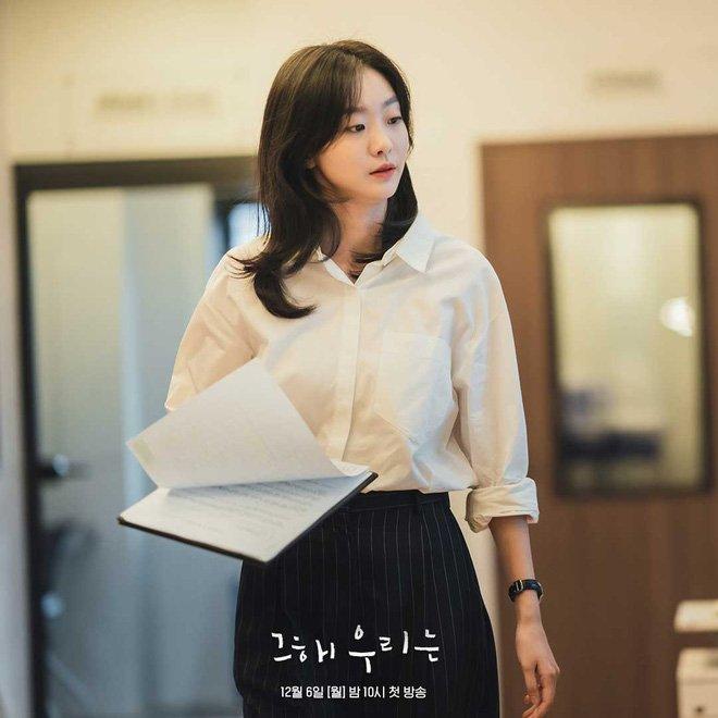 Điên nữ Kim Da Mi chỉ cần 3 phim để trở thành ngôi sao sáng nhất Hàn Quốc - BlogAnChoi