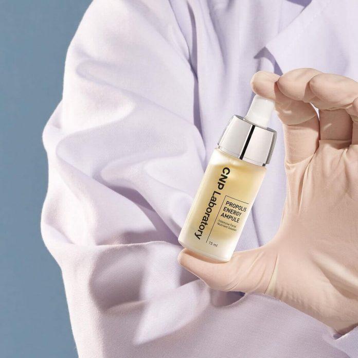 Tinh chất keo ong CNP có thiết kế dạng hũ thủy tinh cứng cáp (Nguồn: Internet).