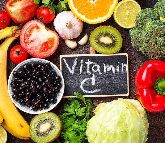 Vitamin C có lợi ích gì trong làm đẹp? Công thức làm đẹp da với vitamin C tốt nhất cho mọi cô nàng Vitamin C có nguồn gốc từ đủ các loại rau củ quả đấy nhá (Nguồn: internet)