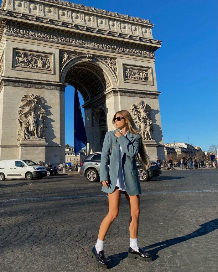 Giày platform là nét chấm phá thú vị cho những bộ trang phục theo phong cách Parisian (Nguồn: Instagram / @martagleznino)