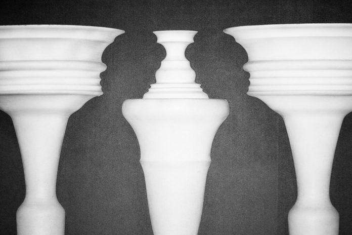 Bạn nhìn thấy gì đầu tiên trong bức tranh này? (Nguồn: Internet) Bạn nhìn thấy gì đầu tiên trong bức tranh này? (Nguồn: Internet)