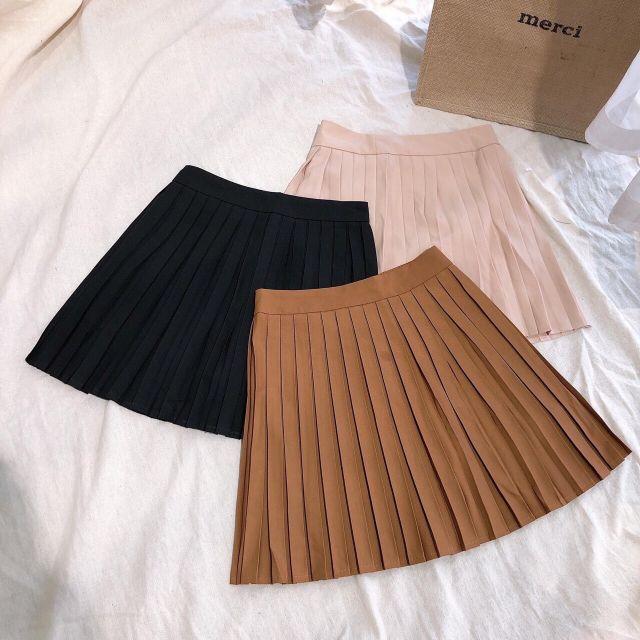 Chân váy xếp ly dáng ngắn (Nguồn: Internet).