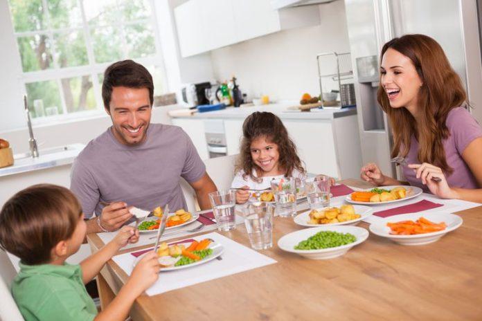 Eat Clean cùng gia đình - Tưởng gì chuyện nhỏ (Ảnh: Internet)