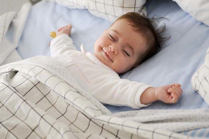 Làm sao để em bé ngủ đủ giấc? (Nguồn: Internet)