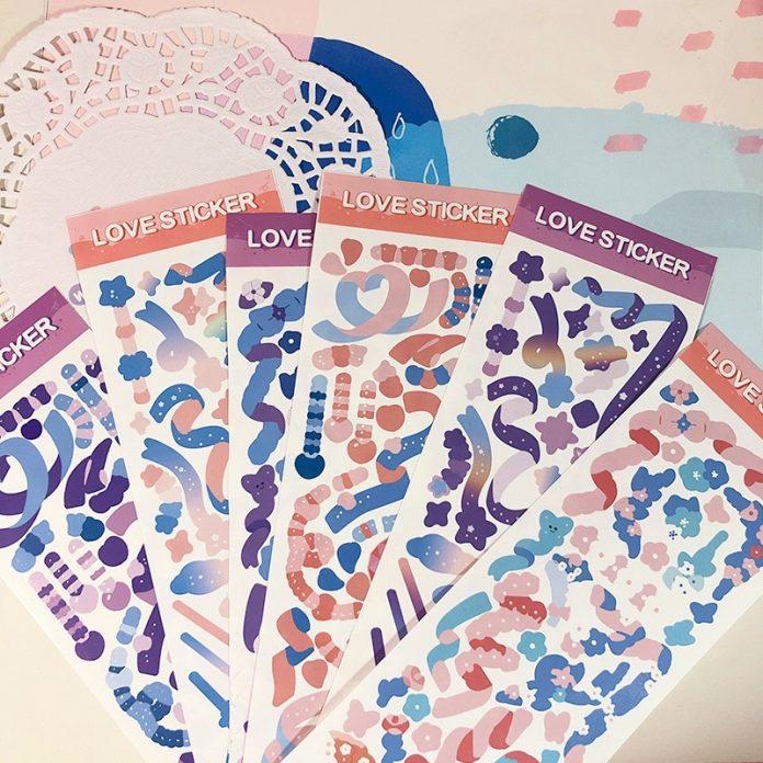 Hình dán trang trí (Nguồn: Internet)