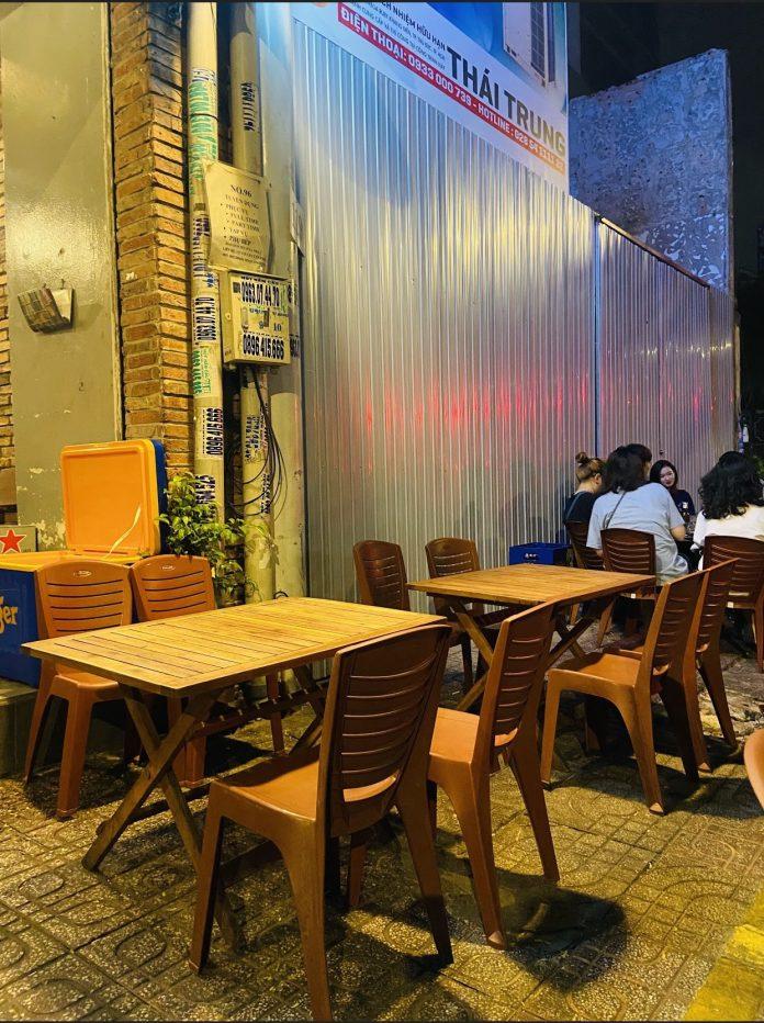 Không gian quán No.96 - Lẩu & Nướng. (Ảnh: Internet)