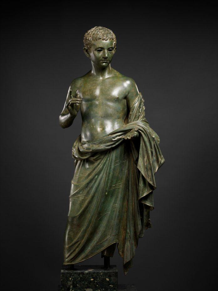 Tượng một cậu bé, cuối Thế kỷ 1 (TCN)- đầu Thế kỷ 1 (SCN), bằng đồng. Nguồn: The Metropolitan Museum of Art