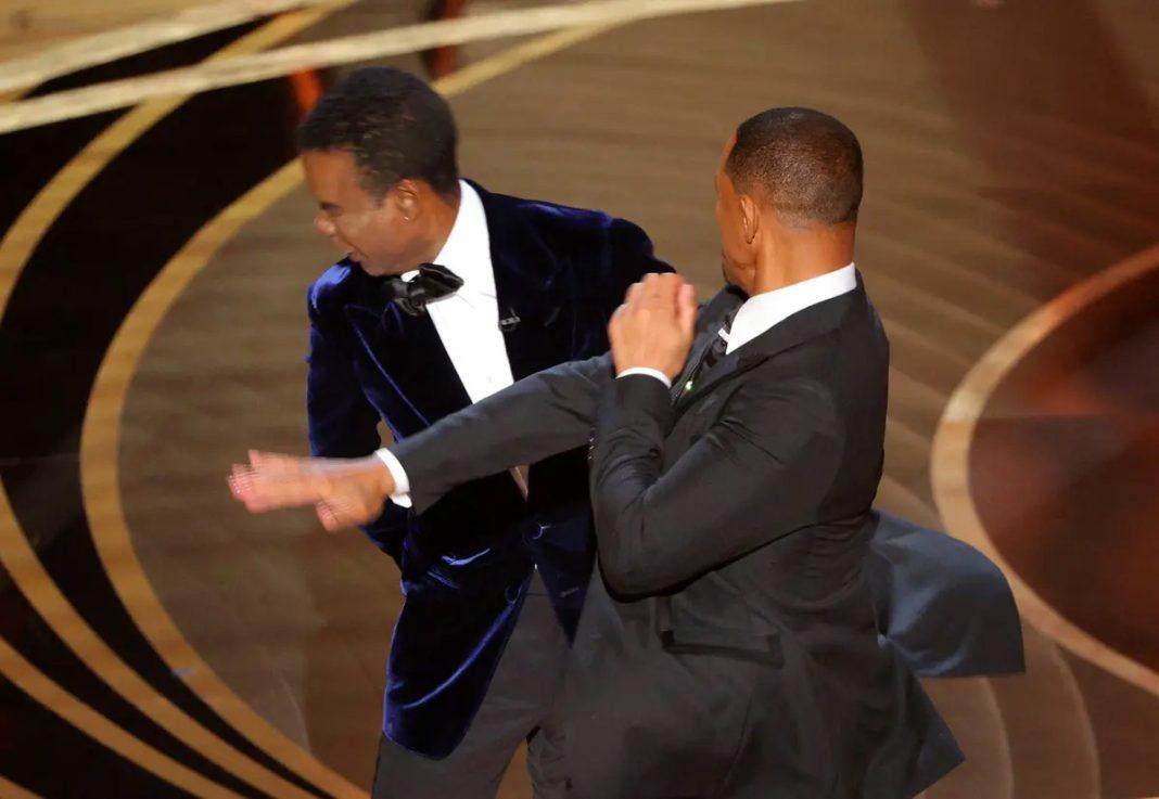 Will Smith tát Chris Rock ở lễ trao giải Oscar lần thứ 94 (Nguồn: Internet)