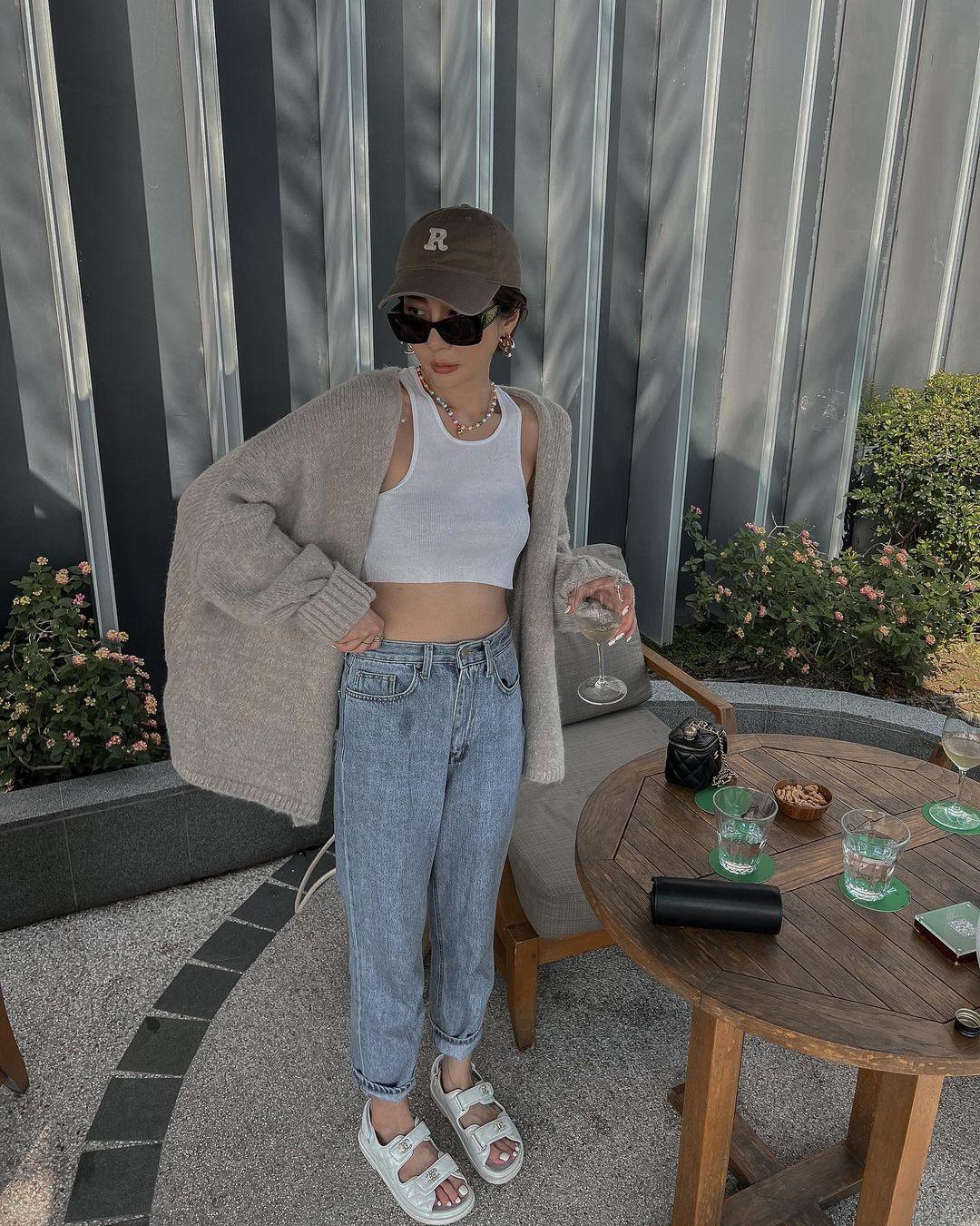 Quần jean baggy mang đến cho người mặc sự thoải mái mà không xuề xòa (Nguồn: Instagram / @yukii85)