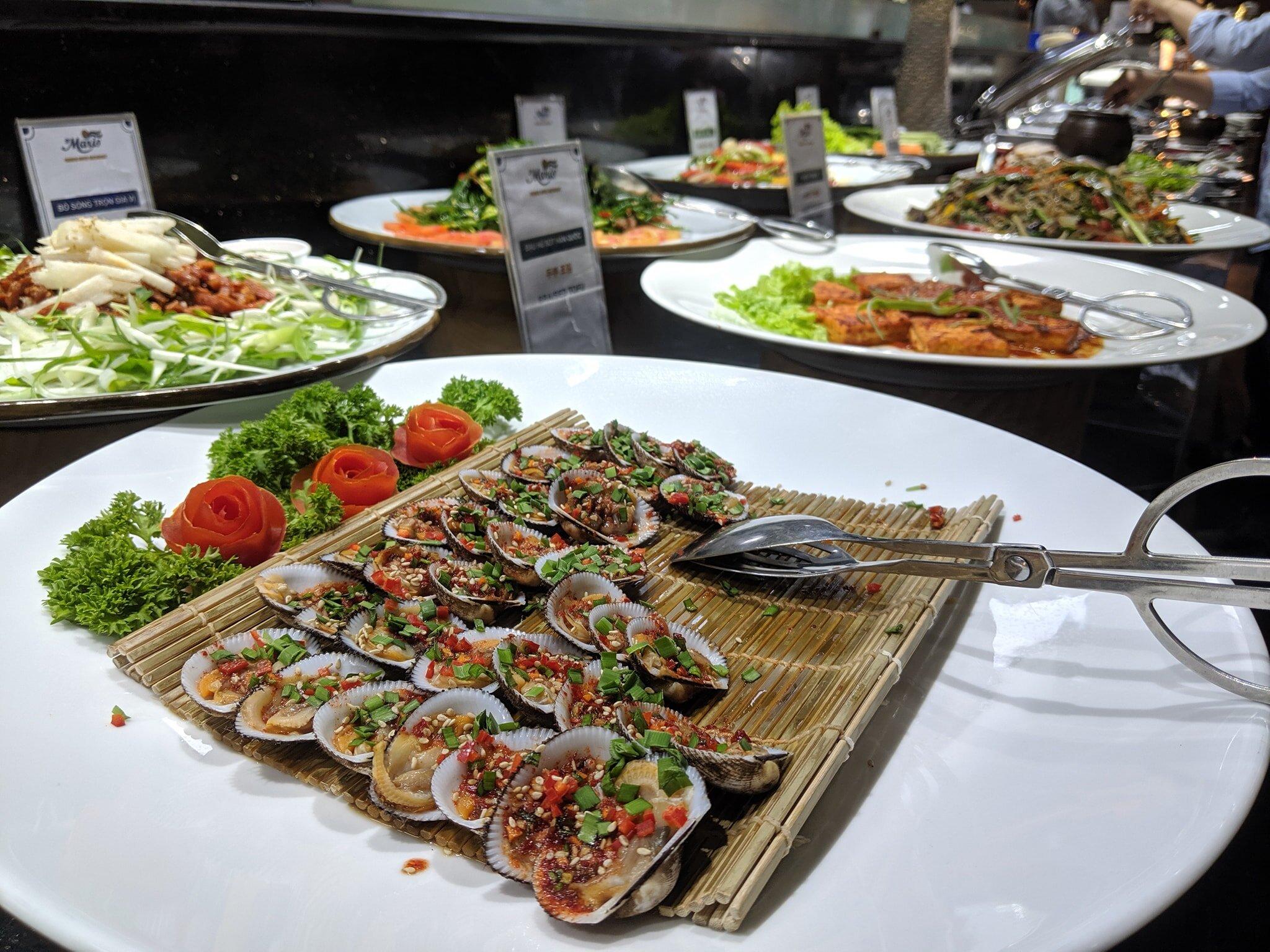 Các món ăn tại Nhà hàng buffet hải sản D'Maris Hồ Chí Minh (Ảnh Internet)