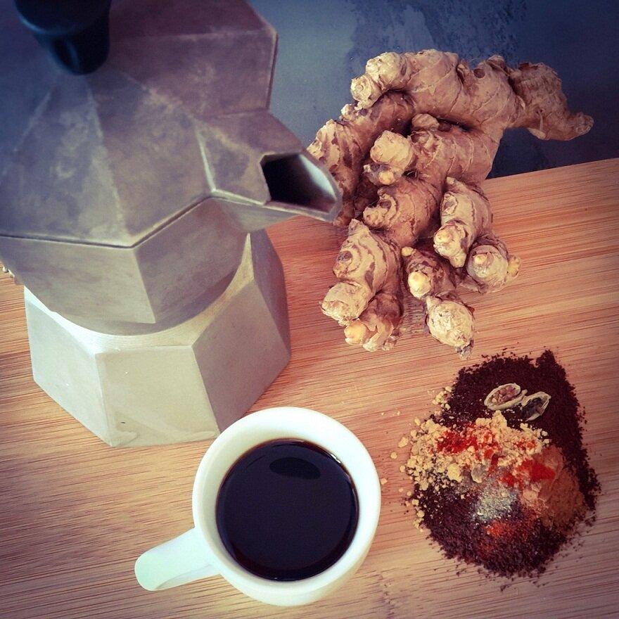 Cà phê với gừng tạo ra hương thơm đặc biệt (Ảnh: Internet).