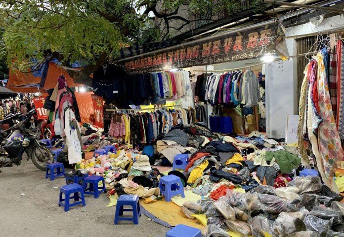 Một khu chợ bán đồ 2hand. Ảnh: internet