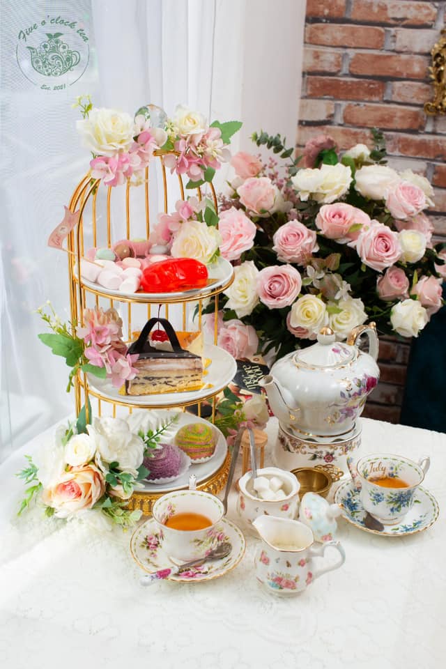 Điểm danh 3 tiệm cafe trà bánh Hà Nội chanh sả, góc nào cũng có ảnh xinh mang về Artemis Pastry cafe trà bánh hà nội Five O Clock Tea Hà Nội quán cafe sống ảo thông tin tiệm trà bánh Villa Des Fleurs