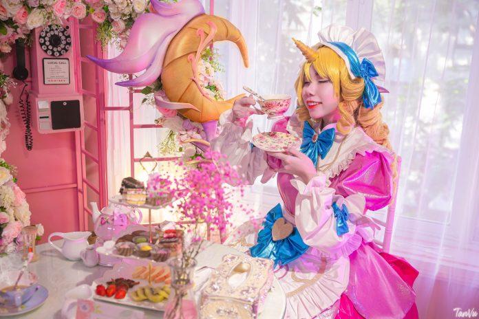 Five O'Clock Tea - điểm đến mới nổi cho những shoot hình lung linh (Ảnh: Tân Vũ - Kiều Vy) Điểm danh 3 tiệm cafe trà bánh Hà Nội chanh sả, góc nào cũng có ảnh xinh mang về Artemis Pastry cafe trà bánh hà nội Five O Clock Tea Hà Nội quán cafe sống ảo thông tin tiệm trà bánh Villa Des Fleurs