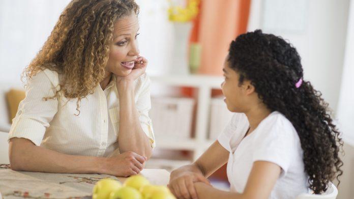 Giao tiếp là chìa khoá của sự thấu hiểu và cảm thông. (Nguồn: Internet) Giao tiếp là chìa khoá của sự thấu hiểu và cảm thông. (Nguồn: Internet)