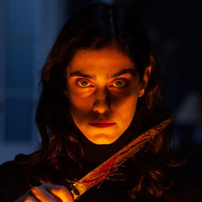 Nữ chính Eve trong Ngày 24...