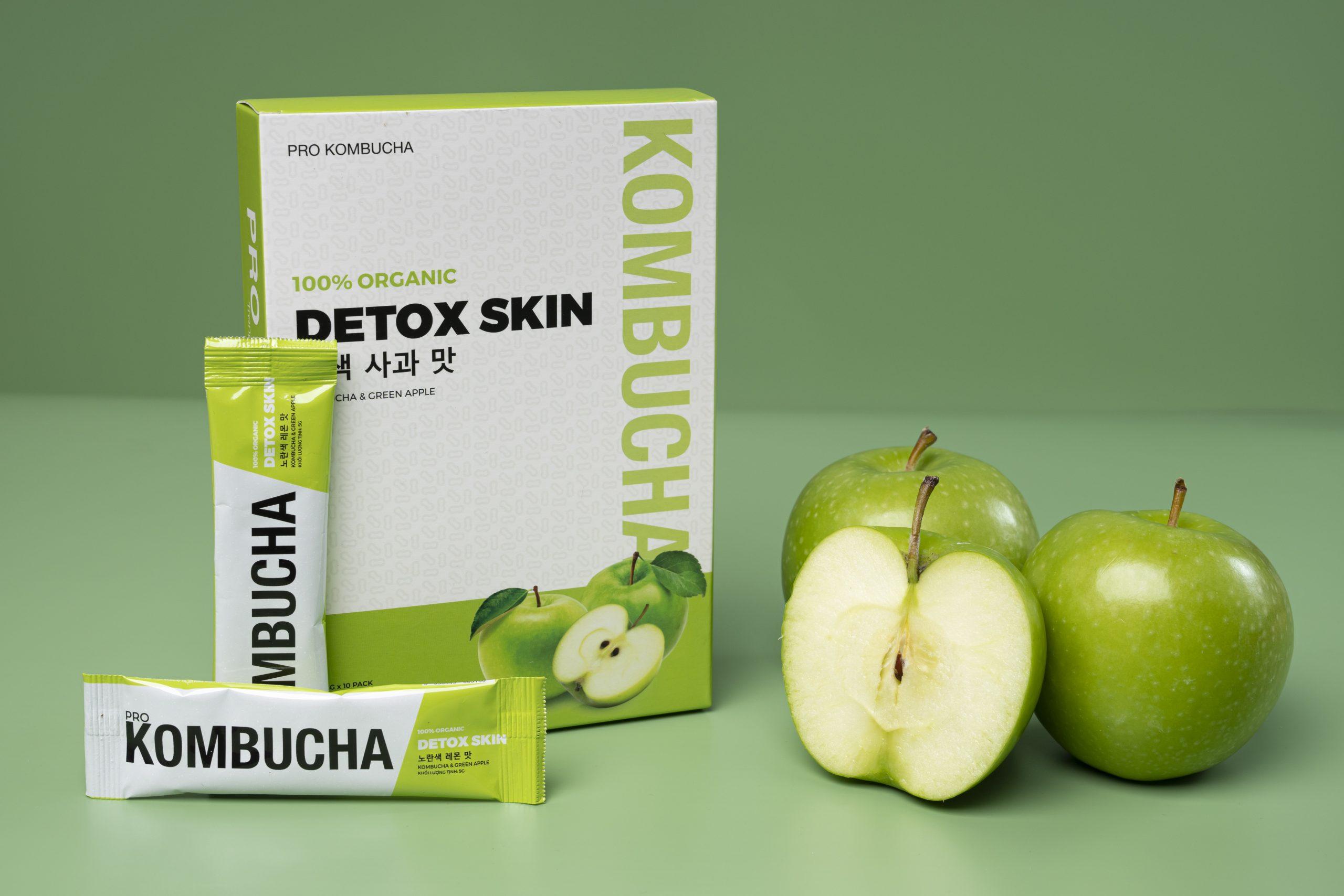 Pro Kombucha màu xanh lá cây có bổ sung thêm táo và mật ong (nguồn: internet)