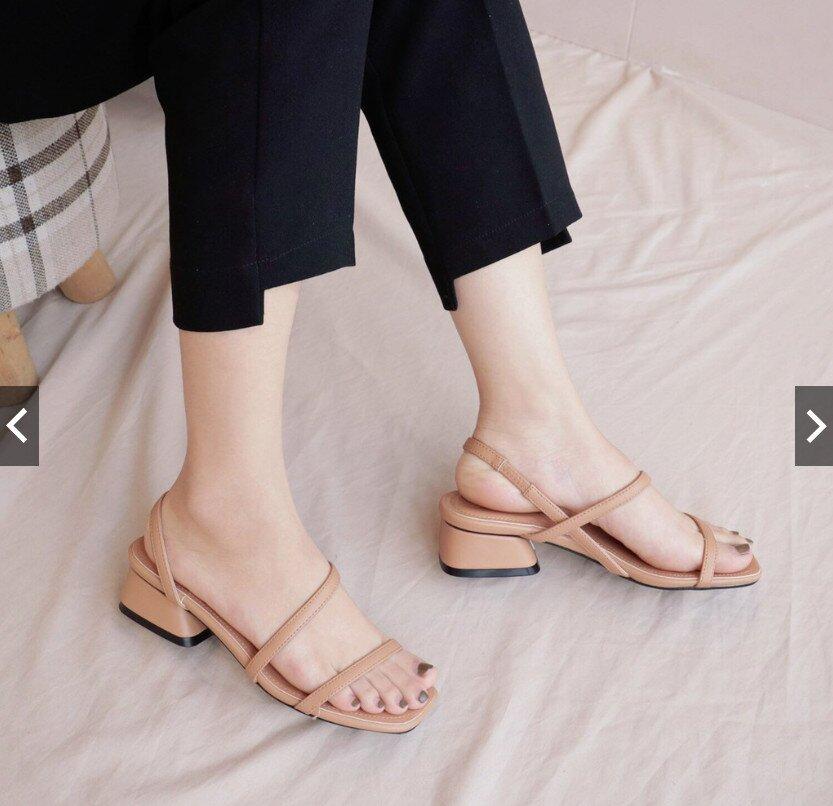 Mẫu sandal nhà bAimée & bAmor chú trọng thiết kế nhẹ nhàng và thanh lịch (Nguồn: Internet)