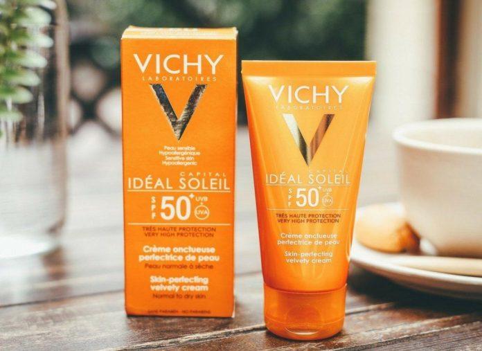 Kem chống nắng vật lý lai hoá học Vichy Ideal Soleil Mattifying Face Fluid Dry Touch (Ảnh: Internet).