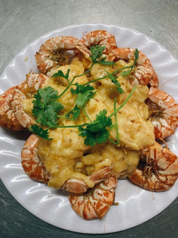 Các món ăn tại Nhà hàng buffet hải sản Biển Mặn Đà Nẵng (Ảnh Internet)