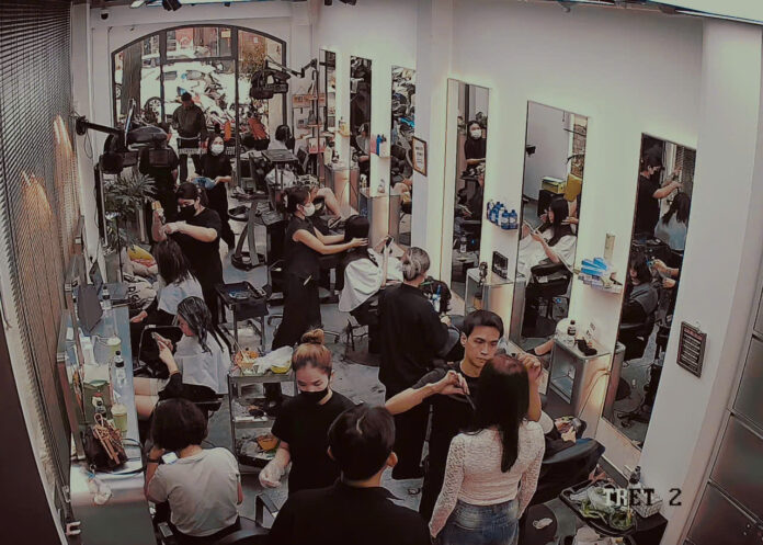 Top 8 salon duỗi tóc đẹp và tự nhiên nhất ở TP.HCM A Vòong Hair Salon Hair bar salon Hair Salon Hiếu Trang salon duỗi tóc đẹp Salon Đồng salon lê hiếu Salon tóc Salon Tuấn Tây Sinh Anh Hair Salon tóc đẹp TPHCM