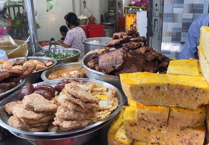 Quầy hàng ngon mắt của quán cơm tấm Mai. (Ảnh: Internet)