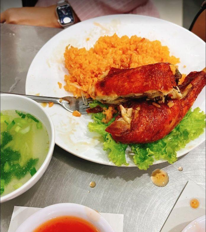 Top 10 quán cơm ngon tại Đà Nẵng chuẩn vị cơm nhà mà bạn không nên bỏ lỡ! cơm hến cơm tấm Đà Nẵng ngũ hành quán ăn Quán ăn Nhà Ta Đà Nẵng Quán cơm 3 cá bống Đà Nẵng quán cơm đà nẵng Quán cơm Đà Nẵng Út Vân Quán cơm gà A Hải Đà Nẵng Quán cơm gà bé Đen Đà Nẵng Quán cơm gà Hoàng Yến Đà Nẵng Quán cơm gà Trang Đà Nẵng Quán cơm hến Đà Nẵng quán cơm ngon đà nẵng quán cơm ngon tại đà nẵng quán cơm tại đà nẵng Quán cơm tấm ngon Đà Nẵng Quán cơm tấm Út Vân Quán cơm Tôn Nữ Quán Đà Nẵng thông tin Top 10