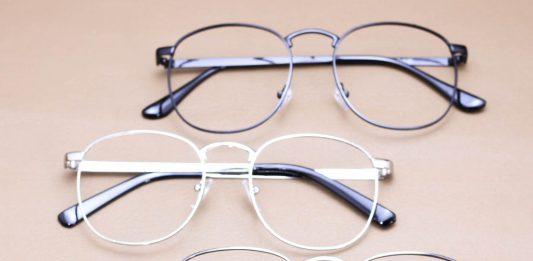 Mặt dài nên đeo kính gì? 5 cách lựa chọn kính đeo phù hợp cho khuôn mặt dài
