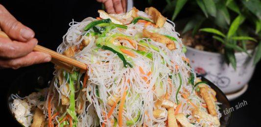 Bí quyết chế biến món bún gạo xào chay thơm ngon. Có lẽ bạn chưa biết! Bún gạo xào chay (Ảnh: Internet)