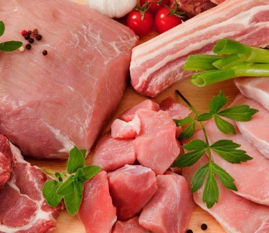 Cân nhắc khi chọn mua thịt heo.