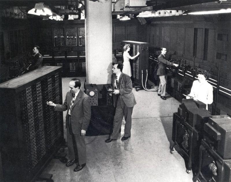 eniac-t-ti-n-c-a-nh-ng-chi-c-m-y-t-nh-hi-n-i-tr-ng-nh-th-n-o