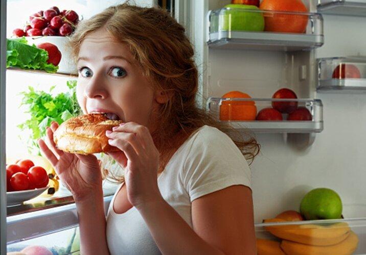 Tập luyện thúc đẩy cơ thể sản sinh hormone giúp ngăn chặn cảm giác thèm ăn (Ảnh: Internet)