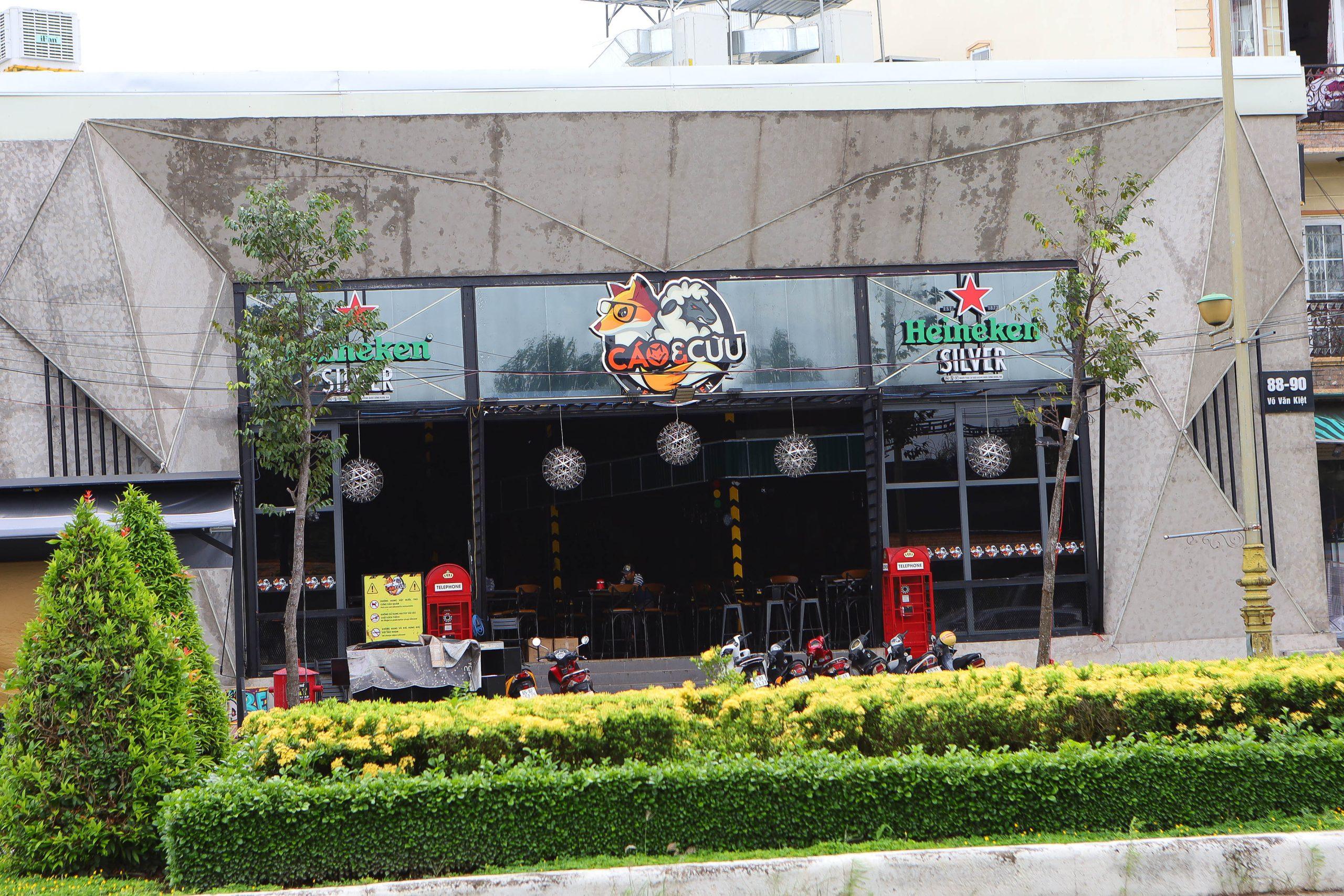 Cáo & Cừu Beer Garden (Nguồn: BlogAnChoi)