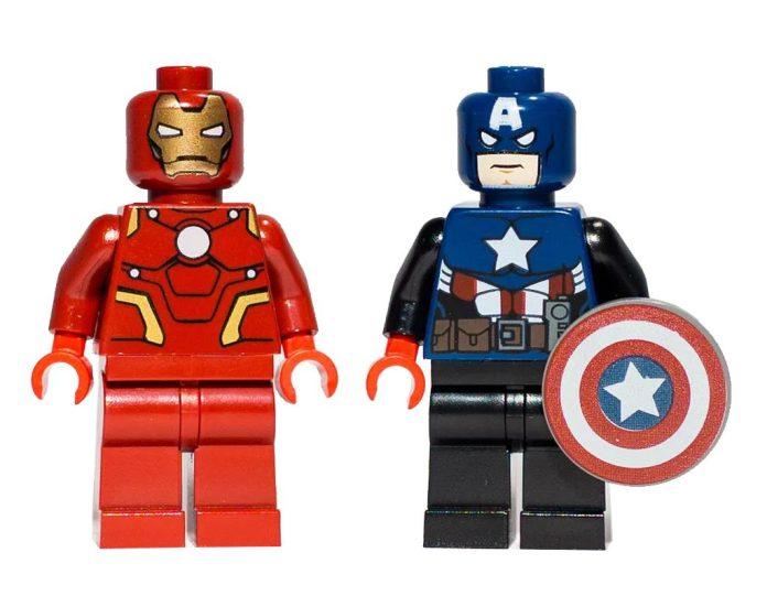 Mô hình Iron Man và Captain America độc quyền tại Hội chợ đồ chơi New York (Nguồn: Internet)
