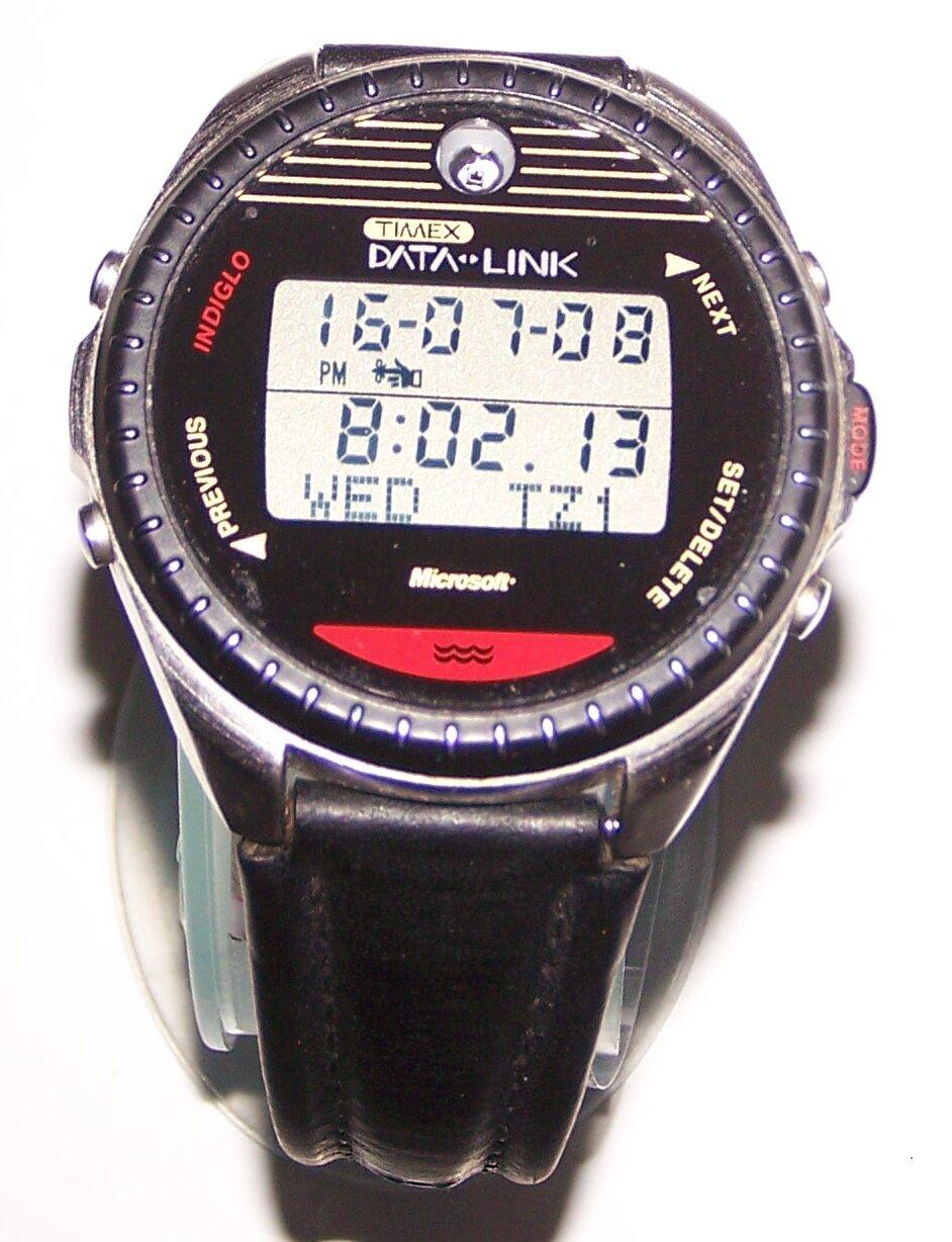 Đồng hồ thông minh Timex Datalink được Microsoft tham gia thiết kế (Ảnh: Internet)