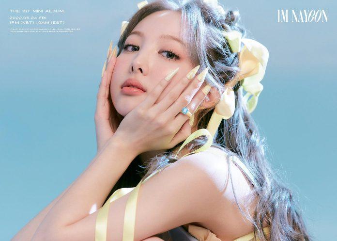 Màn debut solo của Nayeon vô cùng thành công khi cô nàng liên tục lập nên thành tích (Ảnh: Internet)