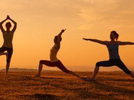 Ngày càng có nhiều người tập luyện yoga vì những lợi ích cho sức khỏe (Ảnh: Internet)