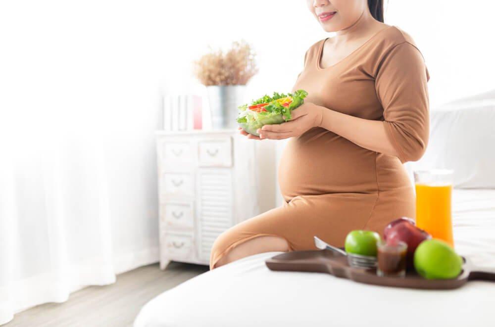 Thèm ăn khi mang thai là dấu hiệu rất thường gặp (Nguồn: Internet)