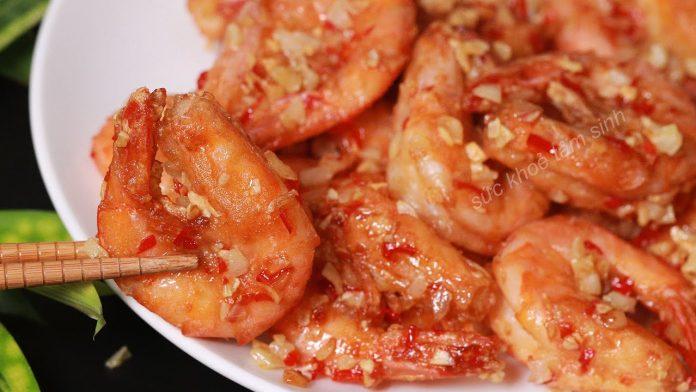 Tôm rang tỏi ớt. ( Ảnh: Internet )
